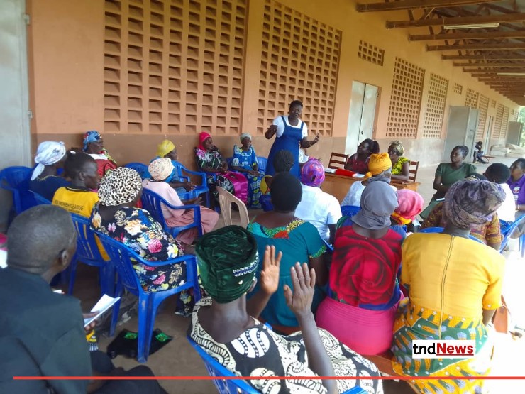 60 women receive handhoes to boost crop production