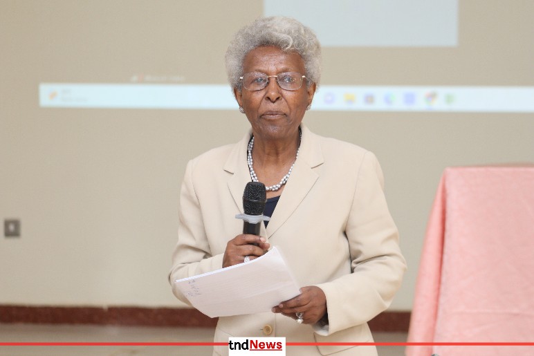 Motherhood roles cause women to lag behind in academics
