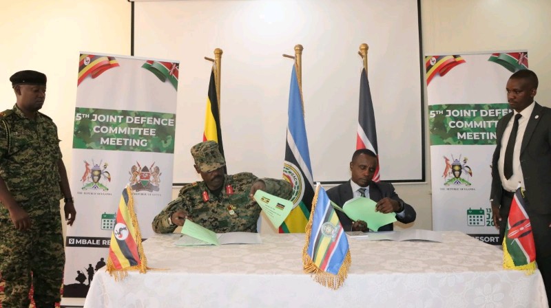 KDF and UPDF strengthen defence ties in Mbale