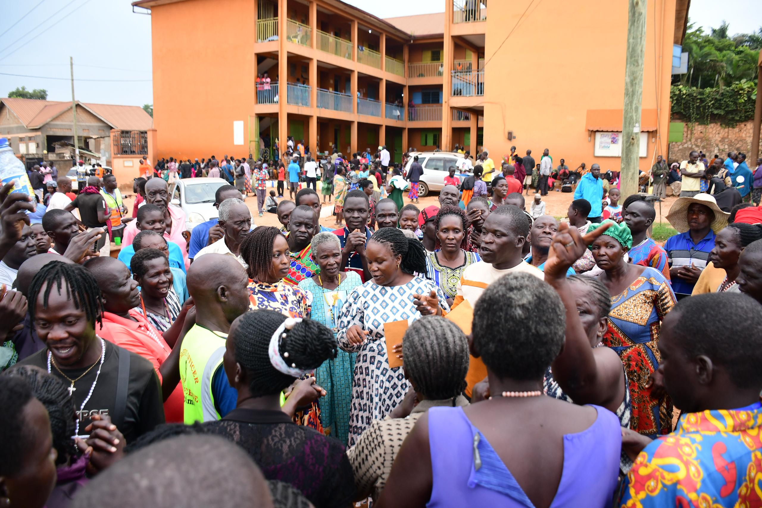 Lango pilgrims bless “generous” Jane Francis Acilo in Matugga
