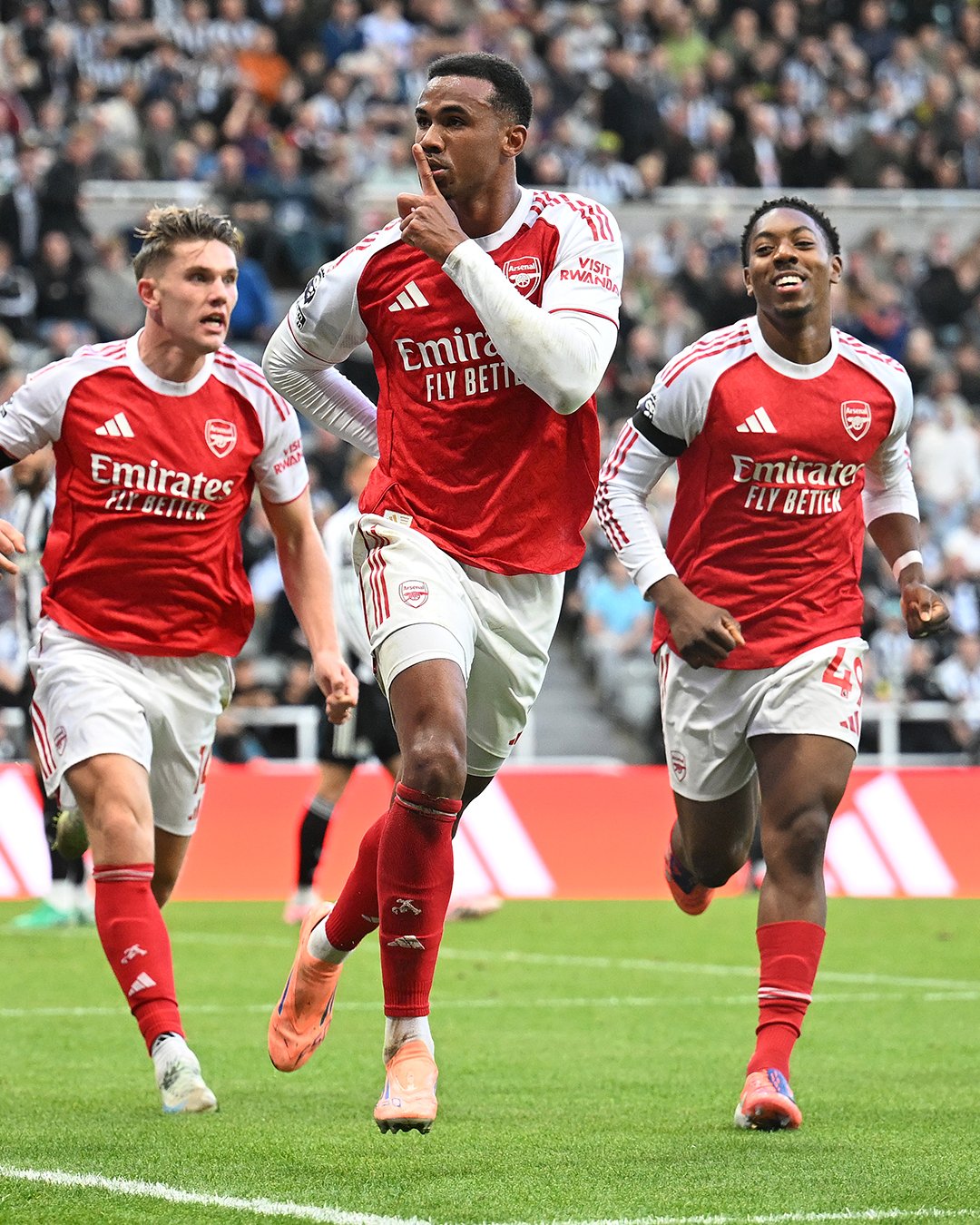 Arsenal sends fans berserk worldwide in Newcastle win